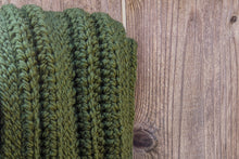 Load image into Gallery viewer, Mossy Rows Scarf